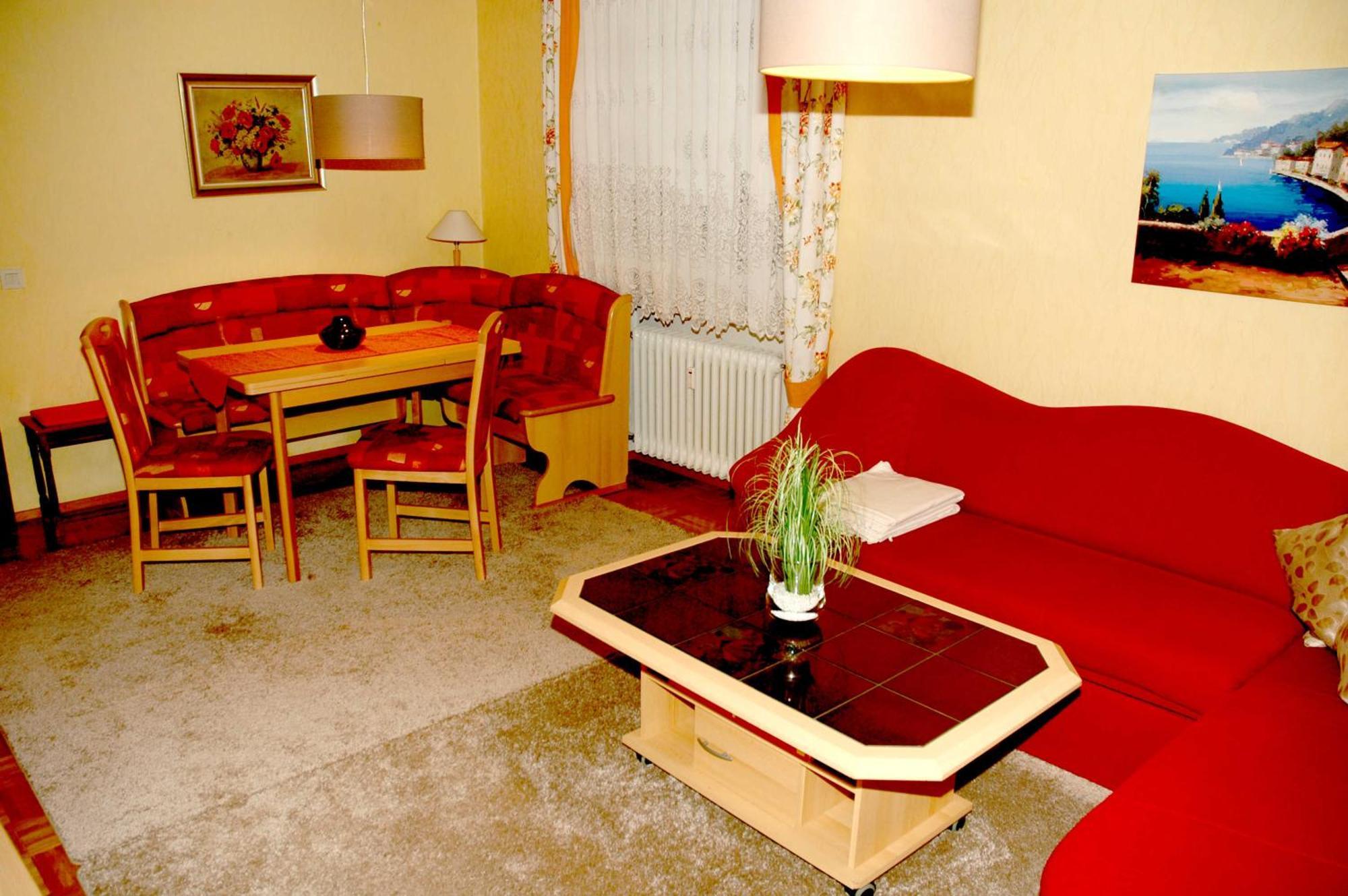 Haus Waldeck Apartamento Exterior foto